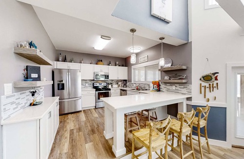Surf Side Shores House | Bay Walk | Gulf-Front Beach House on Fort Morgan’s Quiet Coast