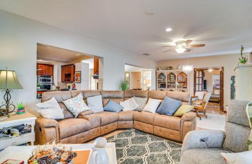 St. Petersburg House | Bayfront St Petersburg Home w/Hot Tub & Dock!