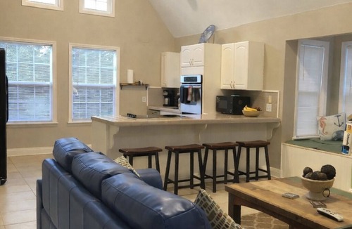 Eastpoint House | BAYFT HOME, HEATED POOL NEAR SGI, C’BELLE & APALACH BOOK FOR FALL ‘26