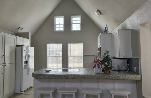 Eastpoint House | BAYFT HOME, HEATED POOL NEAR SGI, C’BELLE & APALACH BOOK FOR FALL ‘26