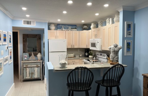 Belle Vista Condo | Beach comfort with no hidden fees.