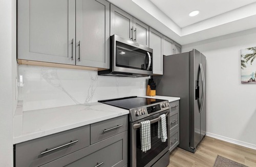 Hutchinson Island South Condo | Beach Condo/Island Beach Resort/No Cleaning Fee/Condo 301