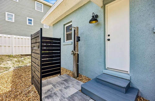 Fernandina Beach House | Beach Cottage Steps to Shore Walk to Main Beach Park Amelia Island