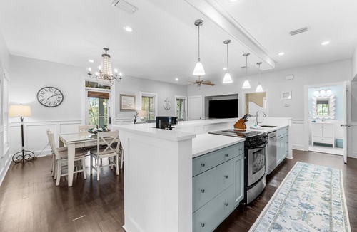 Seacrest Cottage | Beach cottage with 3 big beds, beach gear & walking distance to pool & beach!