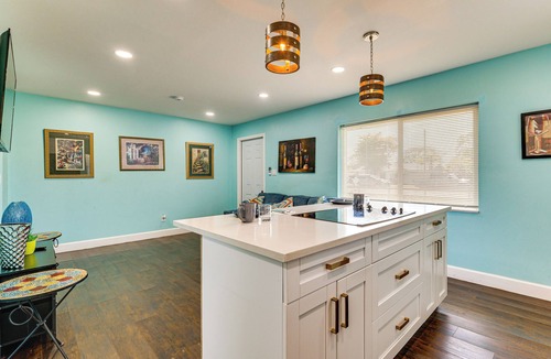 Harlem Heights Cottage | Beach Days & Backyard Nights! Fort Myers Retreat