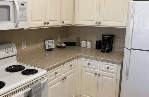 Upper Grand Lagoon House | Beach Days & Boat Days! PCB Home Short Drive to Beach & Marinas + Game Room