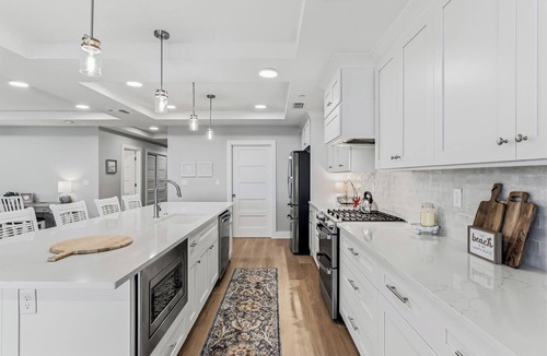Madeira Beach Condo | Beach Flower 501 - Directly on the Beach | Luxury 3BR Condo | Epic Sunsets