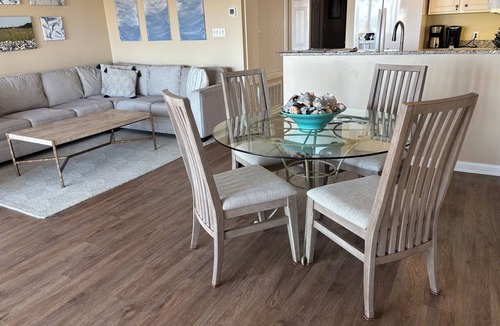 Tybee Island Condo | Beach Front Condo on the Strand, 101 Steps to the Beach STR2021-00204
