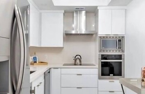 Hollywood South Central Beach Condo | Beach home 1Bed/1.5Bath w/King bed at Sian