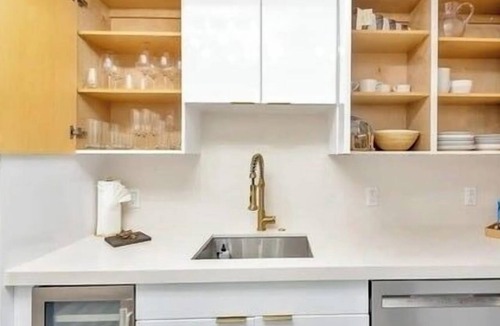 Hollywood South Central Beach Condo | Beach home 1Bed/1.5Bath w/King bed at Sian