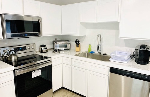 Seacrest Cottage | Beach house Seacrest Florida pet friendly B