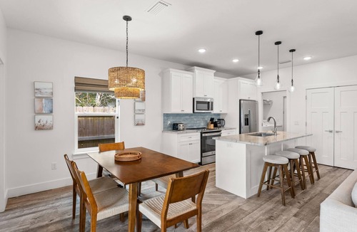 Riviera Beach House | Beach House - Sunny Sands