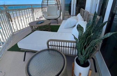 Daytona Beach Shores Condo | Beach Oasis 704. Sleeps 6 to 10