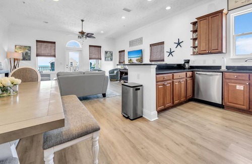 Bahama Beach Condo | 🌊Beach Views | Great Location | Vista del Mar II - Coastal Calm 301🌊