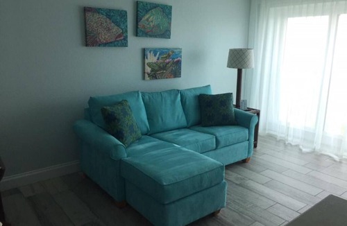 Indialantic By The Sea Resort | Beachfront Bliss: Room with Direct Beach Access
