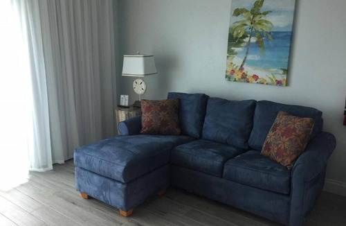 Indialantic By The Sea Resort | Beachfront Bliss: Room with Direct Beach Access