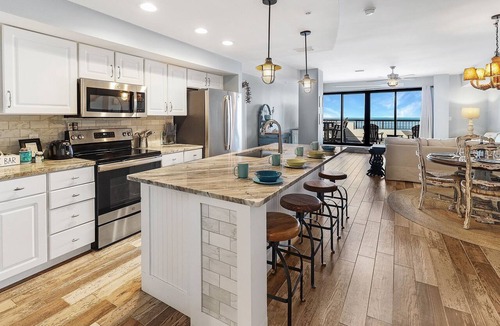 Mexico Beach Condo | Beachfront Condo | Oversized Balcony & Sunsets
