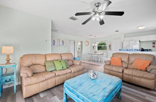 Indialantic House | Beachfront Duplex 6BR/4BA – 16+ Guests – Paradise Park, Melbourne FL