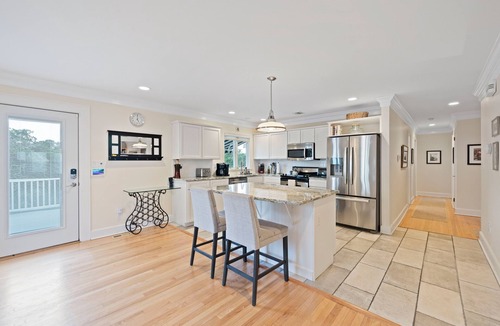 Mount Sinai House | Beachfront Home-Fully Furnished. PRIVATE Beach Rights on L.I. Sound.