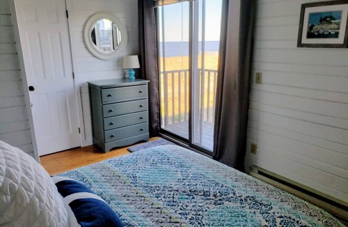 Broadkill Beach House | Beachfront Home with Beautiful Views of the Delaware Bay