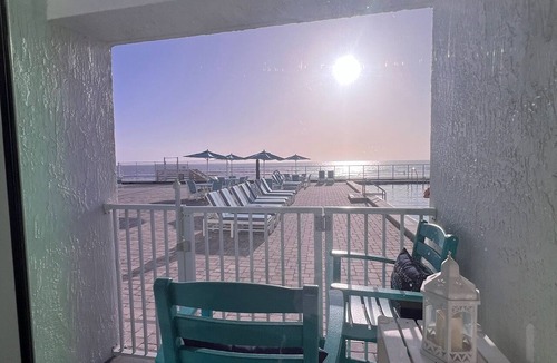 Bostwick Park House | Beachfront Oasis, King Suite, 2 Full Baths