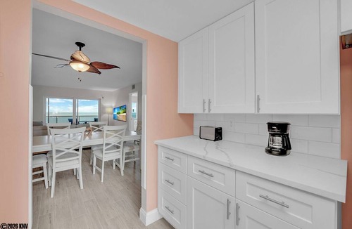 South Island Condo | BEACHFRONT ON A BUDGET! MILLION $ VIEW! 2B/2B ISLAND VACATION CONDO!