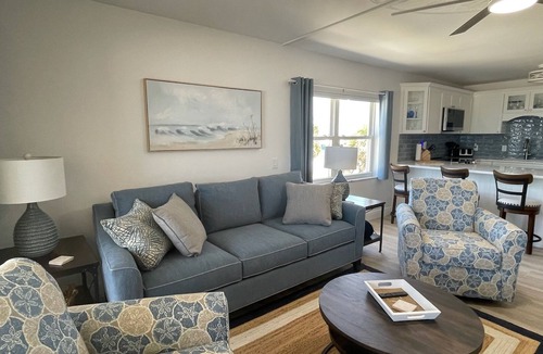 Fort Myers Beach Condo | Beachfront sunny north-end condo, fully renovated and new to the market