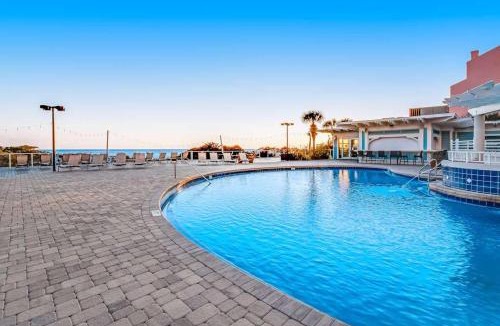 Sandestin House | Beachfront Views with Pools Fitness and Tennis