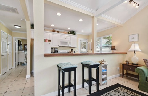 Clearwater Beach House | Beachside Cottage 22 Steps to Beach | Beach Gear Included!