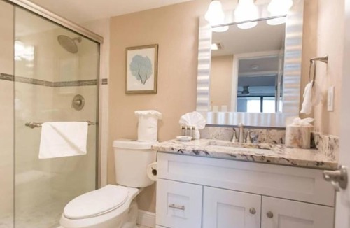 Sanibel Hotel | Beachside Escape with Garden Views, Bike Paths & Island Dining — 3 Units