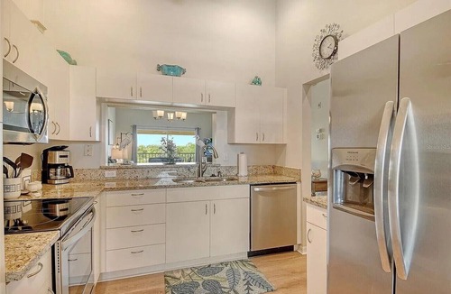 Palmer Ranch Condo | Beautiful 2 B/B Condo in Sarasota Country Club - Near Siesta Key