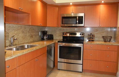Hollywood South Central Beach Condo | Beautiful 2 bedrooms Corner Unit for a relaxed stay on the beach!