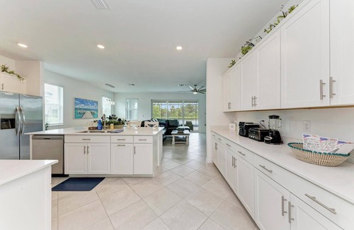 Venice House | Beautiful 3-Bedroom Home with Pool in Venice, FL – Ideal Vacation Getaway!