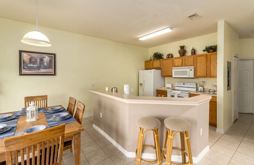Kissimmee House | Beautiful 4 Bedroom Townhouse Near Disney!