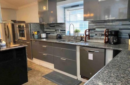 Windermere House | Beautiful 4 Bedroom Farm House