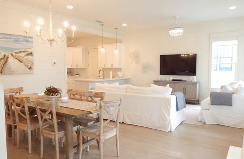 Lakeside at Blue Mountain Beach House | Beautiful Beach house, sleeps 10, 7 min. walk to beach, pool, restaurants