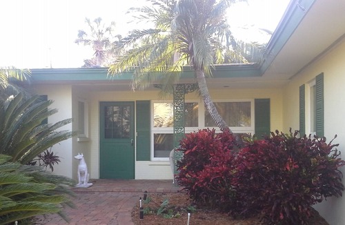 Harbor Bluffs House | Beautiful Belleair 3 Bedroom Luxury Home with Pool