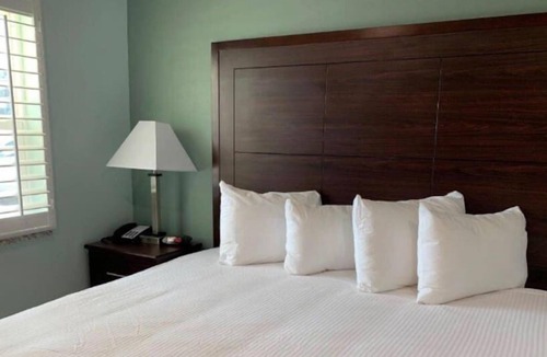 Ocean View Halifax Estates Apartment | Beautiful Daytona Beach Double Suite!