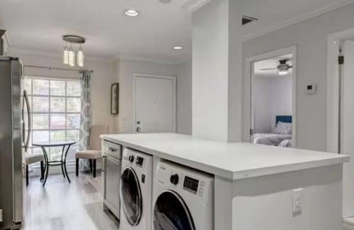 Jog Road Condo | Beautiful Delray Beach Condo