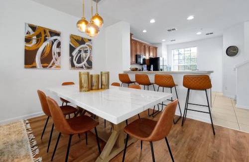 Florida Central Atlantic Coast House | Beautiful Epic Universe Townhome, Vista Cay-4034