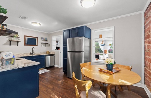 Panama City House | Beautiful Florida Cottage! St Andrews Gem, 1.5 blocks to beach! Pet considered