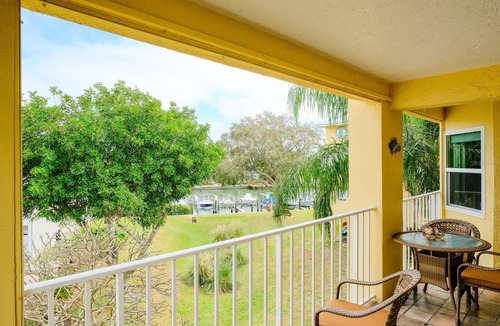 Tierra Verde Condo | Beautiful Gem 5 min from Ft. De Soto Beach!