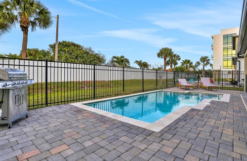 Melbourne Beach House | Beautiful Home — Private Pool, Exclusive Beach Path, Fire Pit, BBQ Grill & Game Room! 🏖️