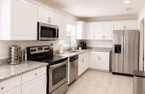 Mount Plymouth House | Beautiful House in Sorrento minutes from Springs