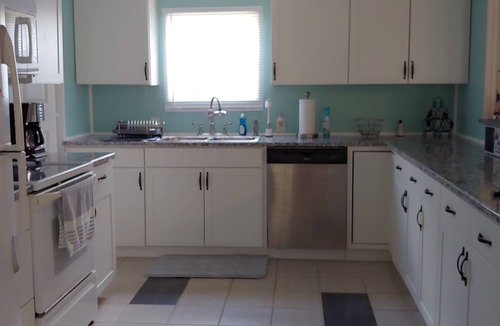 Glenwood House | Beautiful Large Home on Cul-de-sac 65 miles from Disney!