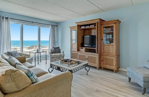 Ocean Cay Condo | Beautiful Oceanview, just steps to the beach. Oceanfront Balcony, pool.