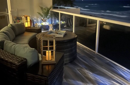 Hollywood South Central Beach Condo | Beautiful Oceanfront Condo In Hollywood, Florida
