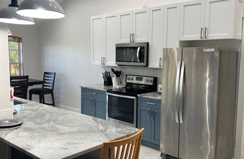 Alden Pines House | Beautiful "Old Florida" Pine Island Golf Course & Marina Home