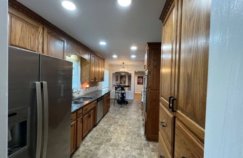 Valdosta House | Beautiful Pet Friendly Four Bedroom Home with Fenced Yard