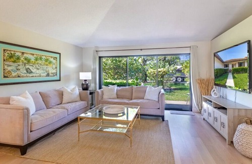 Palm Beach Gardens Villa | BEAUTIFUL PGA COTTAGE NEAR JUPITER & JUNO BEACHES